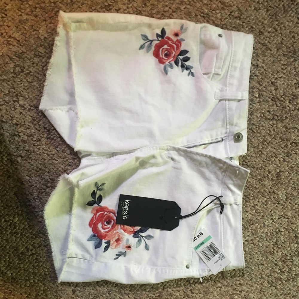 Kensie Shorts